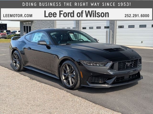 2026 Ford Mustang Dark Horse