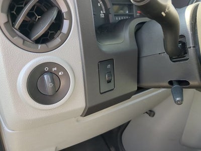 2013 Ford E-350SD Base Cutaway