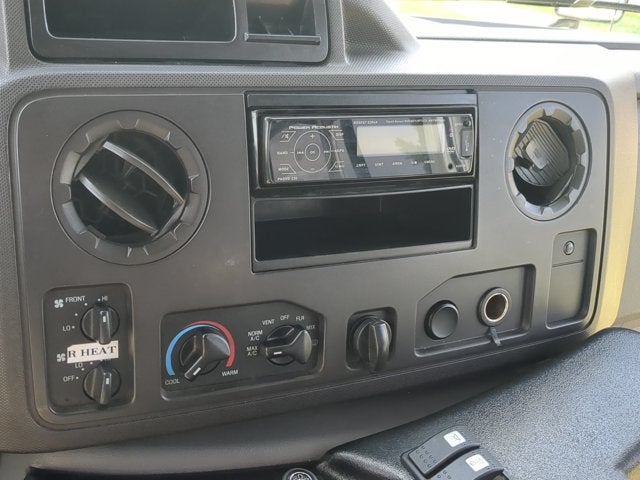 2013 Ford E-350SD Base Cutaway