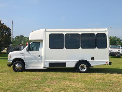 2013 Ford E-350SD Base Cutaway