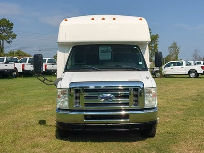 2013 Ford E-350SD Base Cutaway