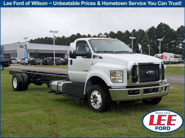 2026 Ford F-650SD Base