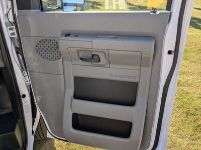 2026 Ford E-350SD Base Cutaway