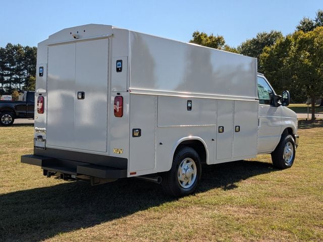 2026 Ford E-350SD Base Cutaway