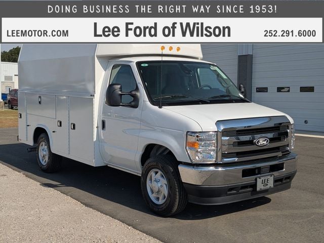 2026 Ford E-350SD Base Cutaway