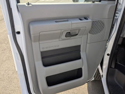 2026 Ford E-350SD Base Cutaway