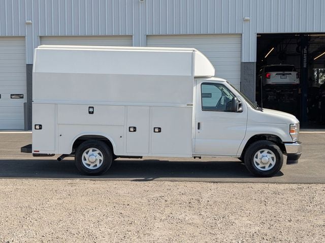 2026 Ford E-350SD Base Cutaway