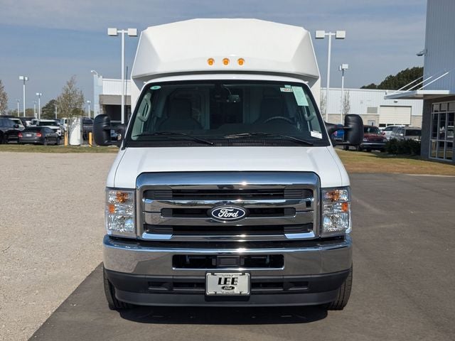 2026 Ford E-350SD Base Cutaway