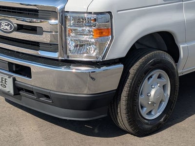 2026 Ford E-350SD Base Cutaway