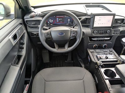 2025 Ford Utility Police Interceptor Base