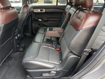 2023 Ford Explorer Platinum