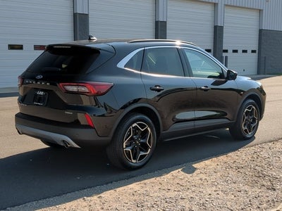 2026 Ford Escape Hybrid Platinum