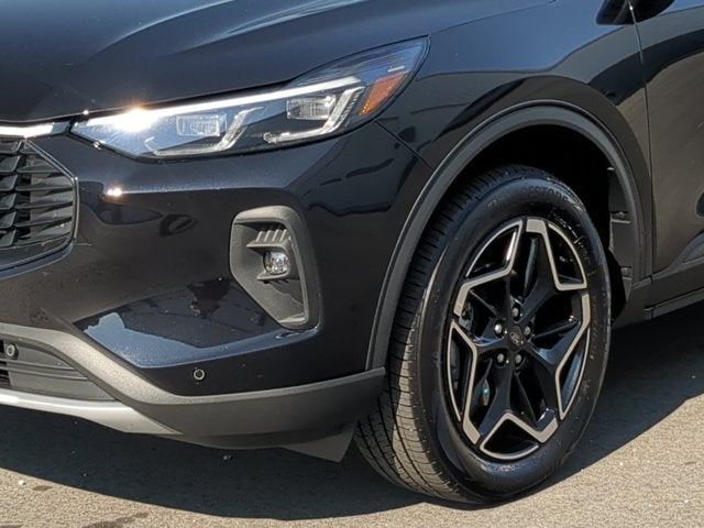 2026 Ford Escape Hybrid Platinum