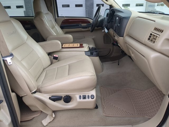 2005 Ford Excursion Limited
