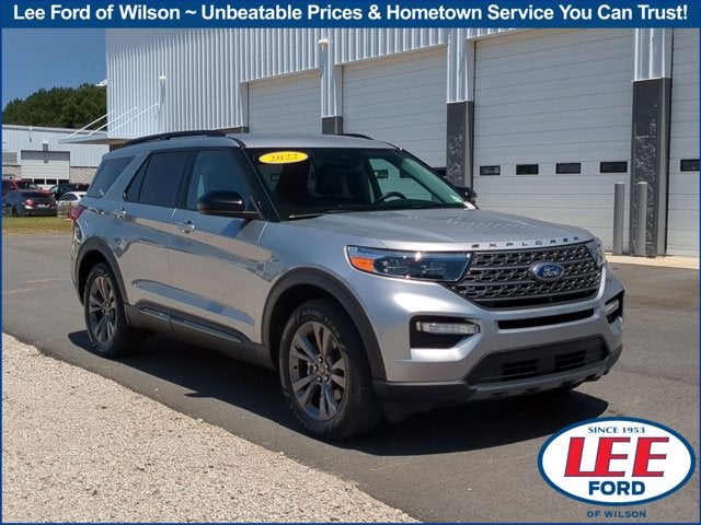 2022 Ford Explorer XLT 4WD's photo