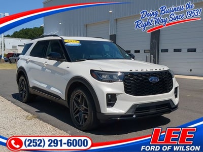 2025 Ford Explorer ST-Line