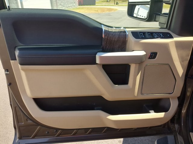 2017 Ford F-350SD Lariat