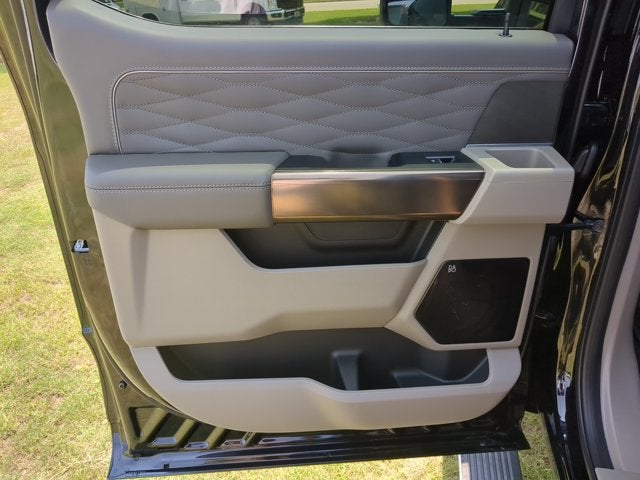 2026 Ford F-350SD Platinum DRW