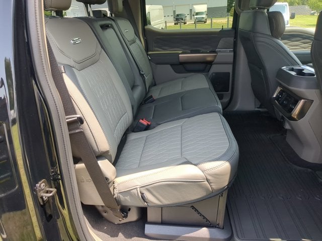 2026 Ford F-350SD Platinum DRW