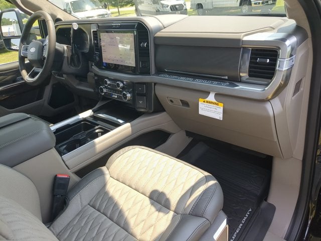 2026 Ford F-350SD Platinum DRW
