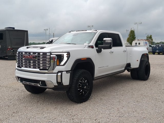 2024 GMC Sierra 3500HD Denali