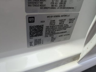 2025 GMC Sierra 1500 SLT
