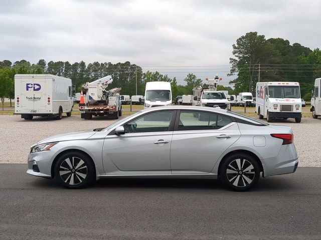 2022 Nissan Altima 2.5 SV