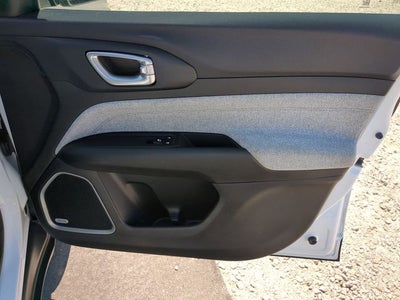 2023 Jeep Compass Latitude Lux