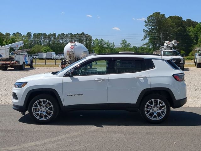 2023 Jeep Compass Latitude Lux