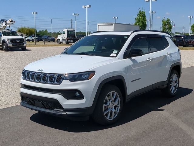 2023 Jeep Compass Latitude Lux