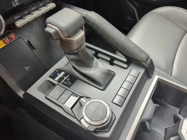 2024 Toyota Tacoma SR5 Crew Cab