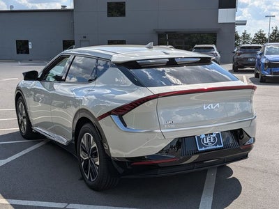 2022 Kia EV6 Wind