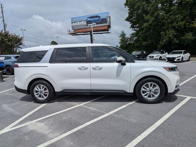 2022 Kia Carnival LXS