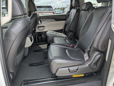 2022 Kia Carnival LXS