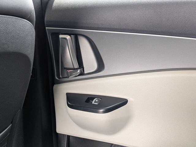 2022 Kia Carnival LXS