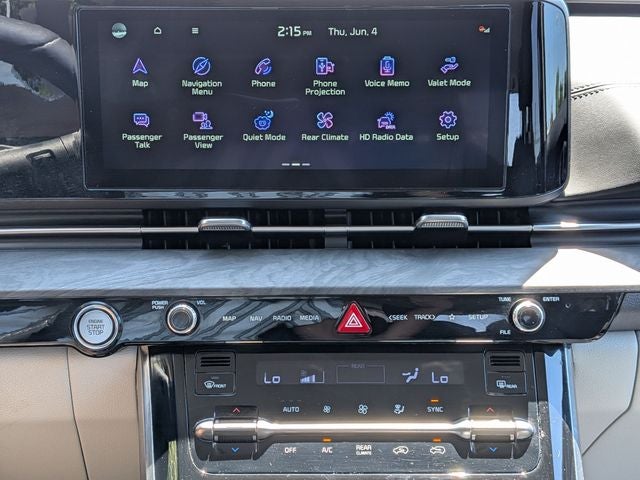 2024 Kia Carnival EX