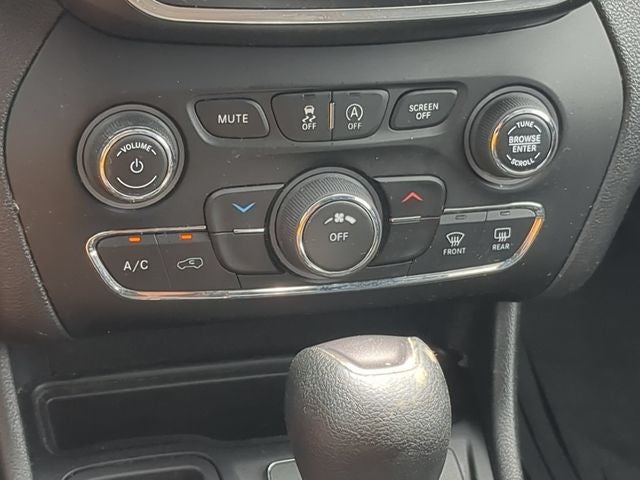 2020 Jeep Cherokee Latitude