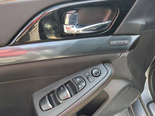 2023 Nissan Maxima SR