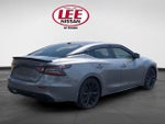2023 Nissan Maxima SR