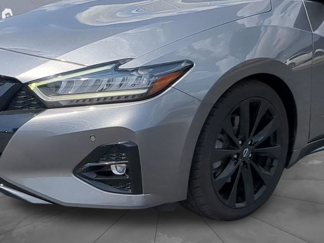 2023 Nissan Maxima SR