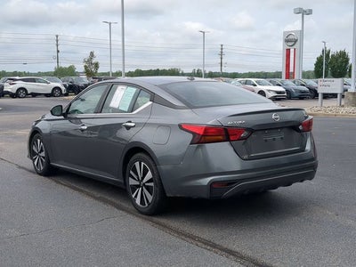 2022 Nissan Altima 2.5 SV