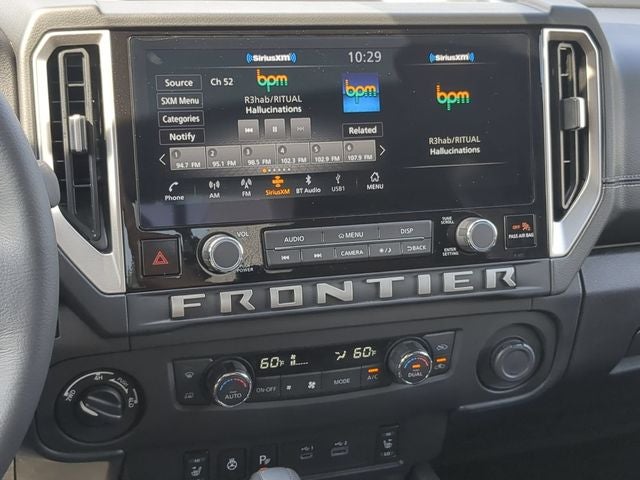 2025 Nissan Frontier SV