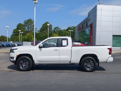 2025 Nissan Frontier SV