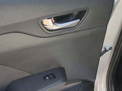 2022 Hyundai Accent SE