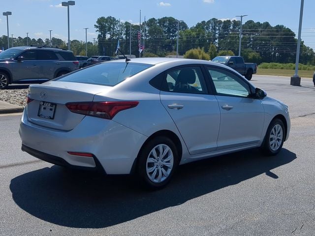 2022 Hyundai Accent SE