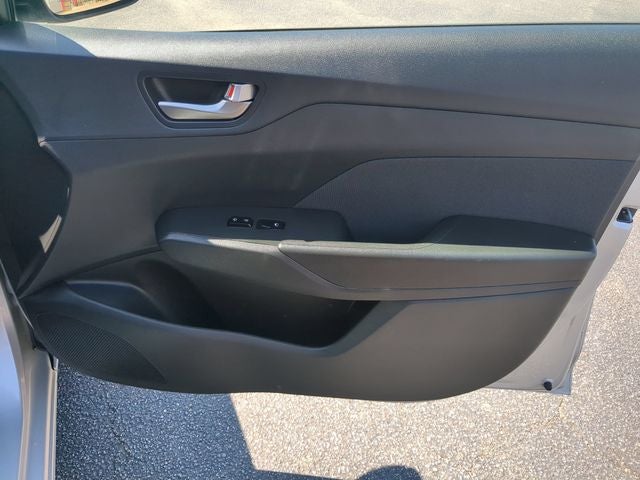 2022 Hyundai Accent SE