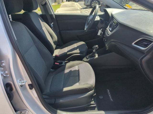 2022 Hyundai Accent SE