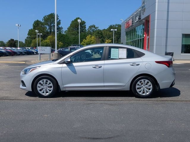 2022 Hyundai Accent SE