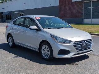 2022 Hyundai Accent SE
