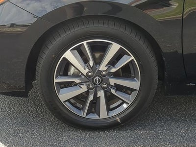 2023 Nissan Versa 1.6 SV